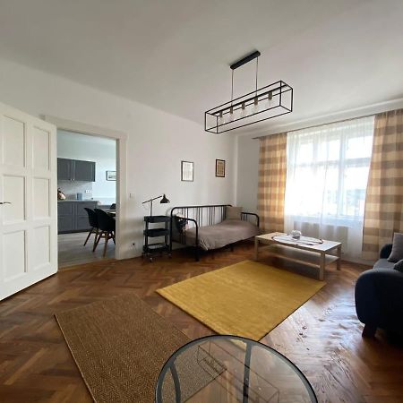Apartman Xaveriova Прага Екстериор снимка