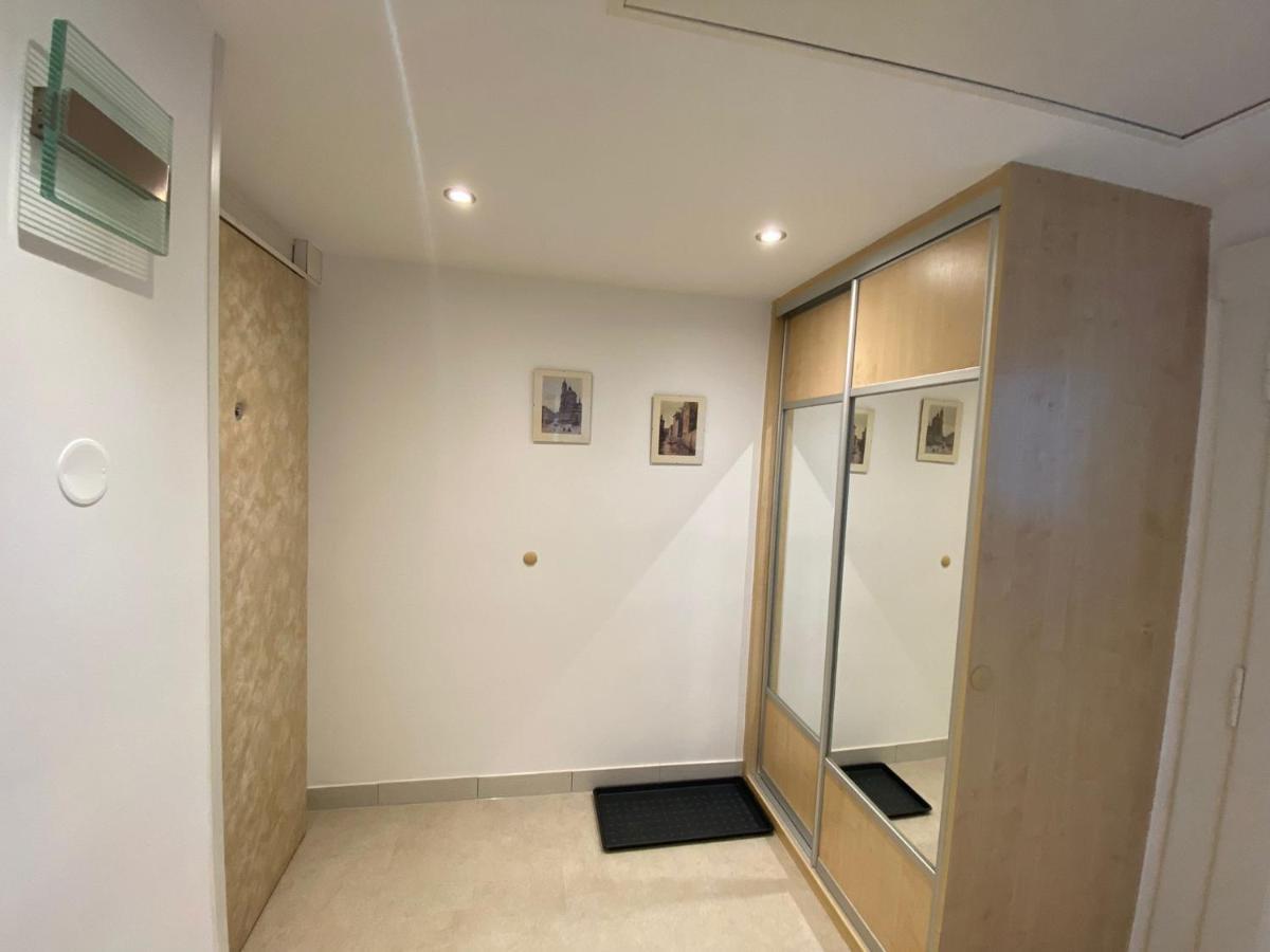 Apartman Xaveriova Прага Екстериор снимка
